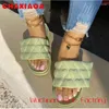 Slippers Fashion 2024 Dernières chaussures de sandale plates Femme Madies Tirades de pantoufle en cuir
