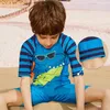 Kinderen UPF50 Cartoon Kinderen Swimwear Korte mouw Baby Boy Boy One PieT Toddler Swimsuit Badenpak voor jongens 240416