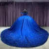 Bleu royal hors de l'épaule Appliques à paillettes Robes de quinceanera Robes avec vestidos corset de cape 3d fleurs de 15 anos
