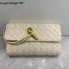 Bottegvenetas Andiamo Clutch Bag 2024 Ny vävd liten fyrkantig fashionabla singel axel crossbody one piece daihatsu lingge doft in