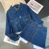 Jackets femininos Designer de jeans Short Jackets Spring Summer Summer Casual Casual Cartas bordadas mostram uma saia de caída alta fina