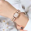 Montre-bracelets de mode simple rectangle petit cadran première quartz watch gold metal et cuir wristwatch dames bracelet montres