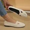 Vestido sapatos quadrados dedo dedo tecido básico liso liso sólido na venda moda slip-on com apartamentos femininos rasos de salto baixo