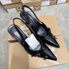 Sandálias Traf Womens Black Leather Pump Fashion Moda de salto alto sandálias femininas elegantes dot de pé