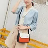 Väska 2024 Skönhetsdesign Small Mini Square Women Bags Hucket Portable Fashion Japan Korean Söt singel axel med ER -pris