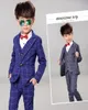 New Flower Boys Anzug Terno ANZUG Crianças Vestido de aniversário de festas Blazer colete 3pcs Tuxedo Child Tuxedo Costume de desempenho W3631740