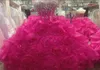 2020 Nya eleganta rosa quinceanera klänningar bollklänning med laceup pärlstav kristall golvlängd prom party sweet 16 debutante gow9934895