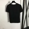 2024 Tasarımcılar T-Shirts Moda Tişörtleri Erkek Kadınlar Yeni Leopar Baskı Mektup Gömlek Nakış Pamuk Kısa Kollu T-Shirt Siyah Beyaz Bayanlar CC Üst Bluz Elbisesi DSMLXL
