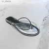 Tofflor kvinnor casual flip flops mode sommar strand sko klipp tå skor sexig glitter diamant bekväm platt utomhus damer toffler h240416 dn7y