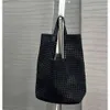 Bolsas de noite bolsa bolsa de bolsa cruzar hollow grande capacidade diagonal chaleira feminina saco feminina mamãe tecido artesanal acetinado