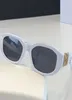男性と女性のための新しい4361サングラスファッションフルフレームUV400保護レンズスチームパンクサマースクエアスタイル