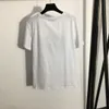 2024 Tasarımcılar T-Shirts Moda Tişörtleri Erkek Kadınlar Yeni Leopar Baskı Mektup Gömlek Nakış Pamuk Kısa Kollu T-Shirt Siyah Beyaz Bayanlar CC Üst Bluz Elbisesi DSMLXL