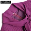 Vestidos casuales de la pista Spring Spring Women's Bow Collar Long Lantern Manga Purple Party Plaated Party For Women 2024