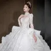 2024 abiti da sposa da sposa 2024 abiti da sposa ad alta dimensione Cristalli di cristalli in rilievo a maniche lunghe floreali di cristallo scintillante abiti da sposa abiti da sposa lucido abito