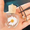 Storage Bottles 10-15ML Essential Oil Pendant Empty Bottle Beaded Daisy Hand-painted Multi-style Perfume