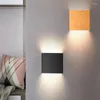 Lampe murale en Europe du Nord en Europe moderne minimaliste LED Coultre de chambre à coucher couloir de chambre à coucher