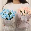 Декоративные цветы Пластические реалистичные ремесленные подарки на день подарочной комнаты с легкой струной искусственной цветочной рукой, удерживаемые тюльпаны букет