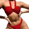2024 Femme de maillot de bain en deux pièces Split Sexy Coule suspendu Couleur de plage Bikini de printemps chaud