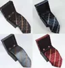 2021 Ship Mens Designer Tie Silk Slipsarduk Manschettknappar presenter Box Set Solid Red Yellow Ties for Man Business Wedding 574984496631