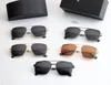 Top Luxury Fashion Des lunettes de soleil créatrices de soleil Classic Eyeglass Goggle Outdoor Beach Sun Glasses For Man Woman Facultatif Signature triangulaire adaptée à tout le monde