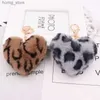 Plush Keychains 2022 Groothandel Winter Hot Style Rex Rabbit Fur Luipard Love Keychain Fashion Ladies Plush Bag Hanger Y240415