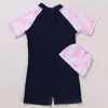 Plus Size Girl Zipper One Piece Suit Children Sunscreen Short Sleeve Professional Swimsuit 612 Year badkläder Badning 240416