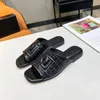 Frauen Sommer Mode Sandals Designer bequem und minimalistischer Strand heiße Slipper Neutrales Haus süße Flachschuhe