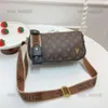 2024 LVSE LOUISEVIUTIONBAN DESIGNER 가방 Louies Vuttion 엠보싱 여성 가방 New Broadband Crossbody Bag 고급 소프트 가죽 숄더백