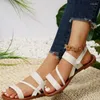 Sandaler skor för kvinnor 2024 Fashion Buckle Strap Women's Summer Mature Concise Daily Round Toe Solid Ladies