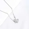 Designer Van Butterfly Full Diamond Necklace Womens Fashion Versatile Edition med inbäddning av högkvalitativ krage kedja