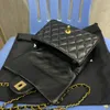 Ünlü marka kadınlar tote çanta tasarımcı çanta gerçek deri mini inci peteri çanta crossbody klasik kanatlı kadın çantalı cüzdan x194 altın zincirleri hobo çanta pembe