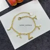 Elegant Women Girl Trendy Luxury Brand Designer Charm Bracelet Gold Plated Bracelets Diamond Flower Letter Link Chain Bracelet Classic Fashion Jewelry With Box