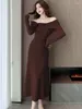 Casual jurken vrouwen rood gebreid van schouder sexy lange jurk herfst winter elegant chic trui 2024 Korean vintage bodycon party