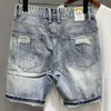 Shorts maschio in denim grafico con text mezza lunghezza di jeans corti pantaloni a più colore, lunghezza del ginocchio strappato spanx vintage largo y2k taglio 240403