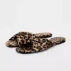 Flipers fêmeas de leopardo com preguiçosos vestindo sapatos de verão confortáveis para mulheres