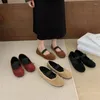 Casual schoenen ippeum ballet flats Mary Janes 2024 mode boogmeisjes rond teen Black Red Ballerina vrouwen