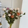 Decoratieve bloemen 5 hoofden Simulatie Rose kunstmatige bloemen thuis bruiloft bloem arrangement decoratie fase raam display rekwisieten