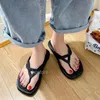 Fashion novelty Designer flip-flops Flip-flops Beach slippers Casual vacation home flip-flops Men's and women's slippers Summer party shoes