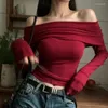 Kadın Tişörtleri Siyah Seksi Üstler Omuz Uzun Kollu T-Shirt Katı Zarif Sonbahar/Kış Baharatlı Kız İnce Fit Kısa Kırmızı mahsul üst