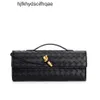 New Fashion Women Bottegs Venets Cross Single Long Stick Clutch Handle Hardware Andiamo Baguette Bag Buckle 2024 Lady Bags Shoulder Purse Lock Woven AXR8