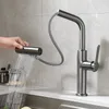 Кухонные смесители черное вытягивание вращения водопада распылитель распылитель для головки