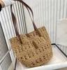 Женщина соломенная сумка для плеч дизайнер пляжные сумки кросс -кузов мешок цепь маленькие клапаны модная сумочка для вязания крючком