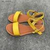 Sandalen leer voor vrouwen plat met zomerschoenen vrouw retro solide ronde tot comfortabele casual anti skidding strand sandalia's H240416 lbws