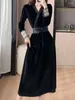 Lässige Kleider Herbst Frauen Mode Vintage Velvet schwarzes Kleid elegante schicke A-Line-Abendparty weibliche Festgeburtstag Robe Kleidung