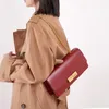 Abendtaschen 2024 Modekettenbeutel Textur kleine Achselhöhle Retro Red Stick Braut Leder Frauen Trend