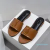 2024 Chaussures Fashion Summer Wide Flip Flip Flops Slipper pour les femmes avec une boîte de boîte 37-42