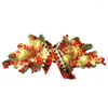 Decoratieve bloemen Kerstmis kunstmatige dennenkrans krans festival gunsten similatie met rode bal voor muurdeur lintel decor