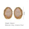 Orecchini per borchie imitazione di uova in metallo ovale perla postale per donne accessori per feste di design pesante regali di gioielli alla moda all'ingrosso C1568