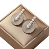 Pendientes de sementales imitación de joyas de perlas forma de ventilador tendencia clásica exquisita acero inoxidable exagerate mujeres regalos de fiesta rg0041