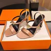 Sandalias 2024 Summer Nuevo hebilla de una sola línea Tacos altos Sandalias para mujeres sexy tacones altos zapatos para mujer J240416